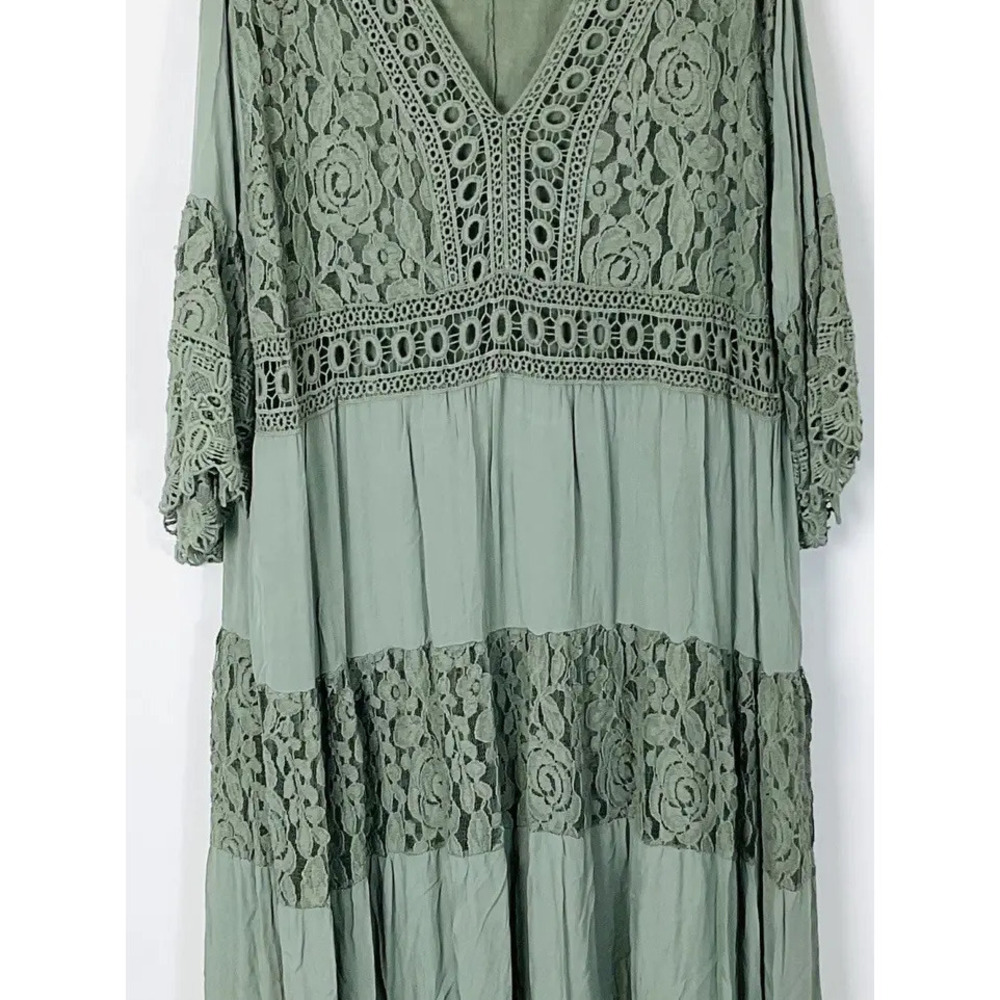 L1000 Loowie Long Lace Dress V-Neck 3/4 Sleeves One Size